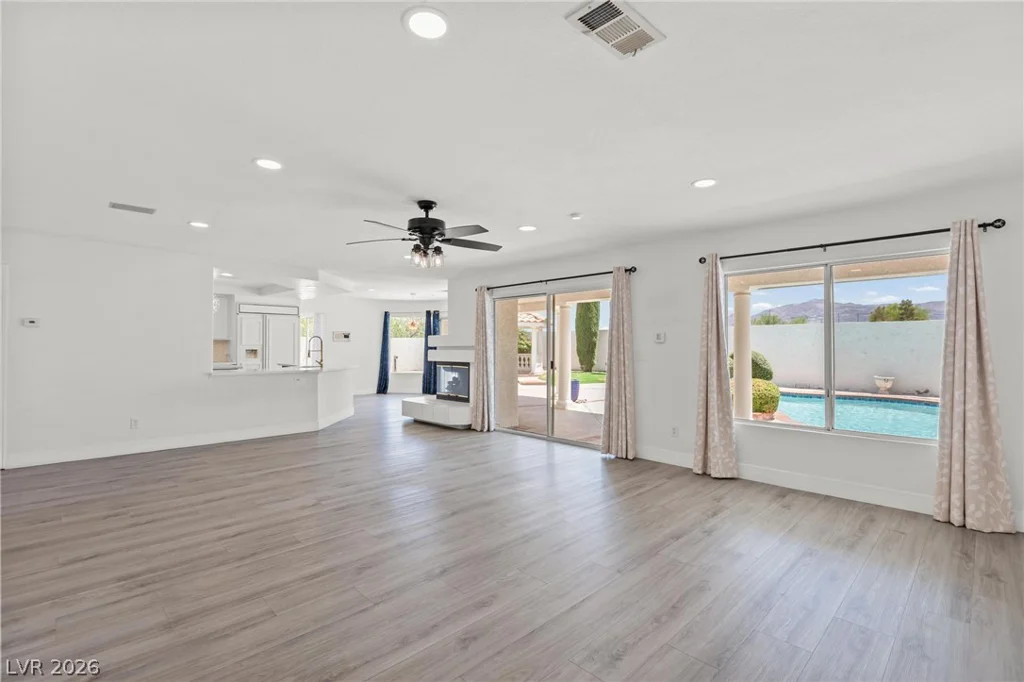 276 Helmsdale, Henderson, NV 89014