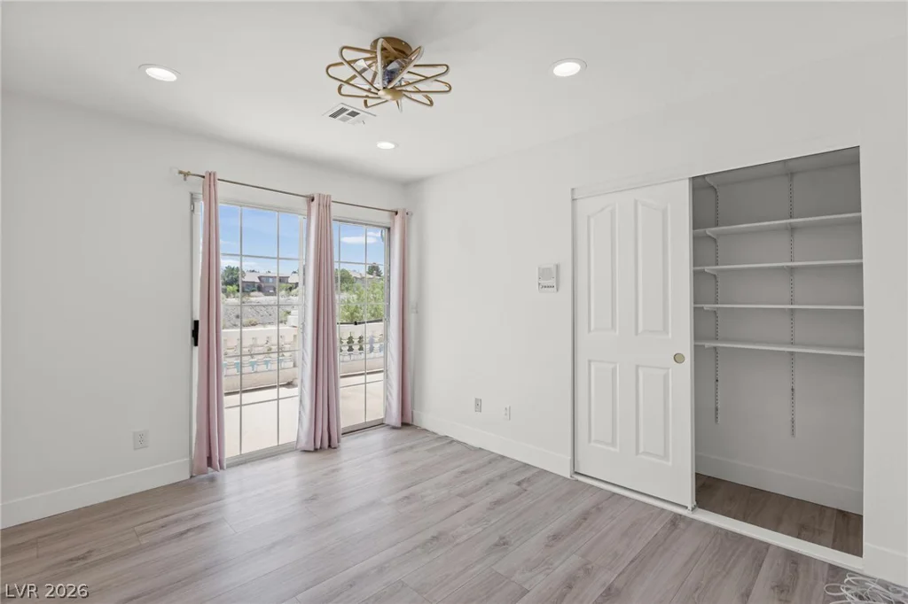 276 Helmsdale, Henderson, NV 89014