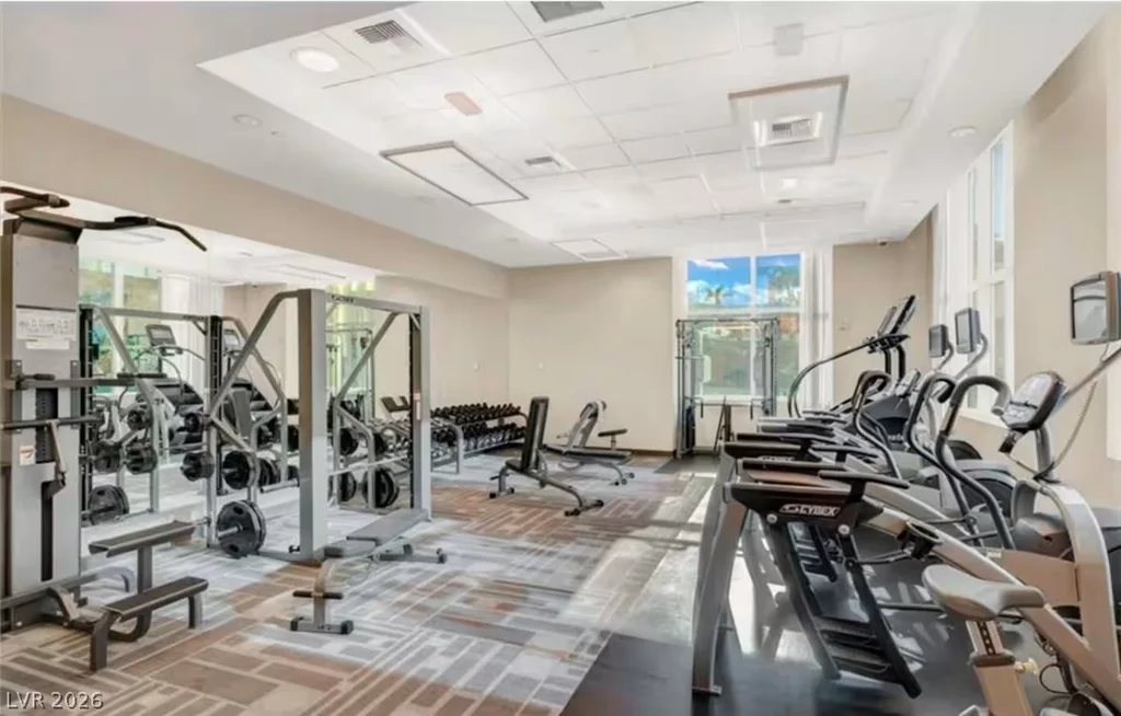 135 Harmon, Las Vegas, NV 89109