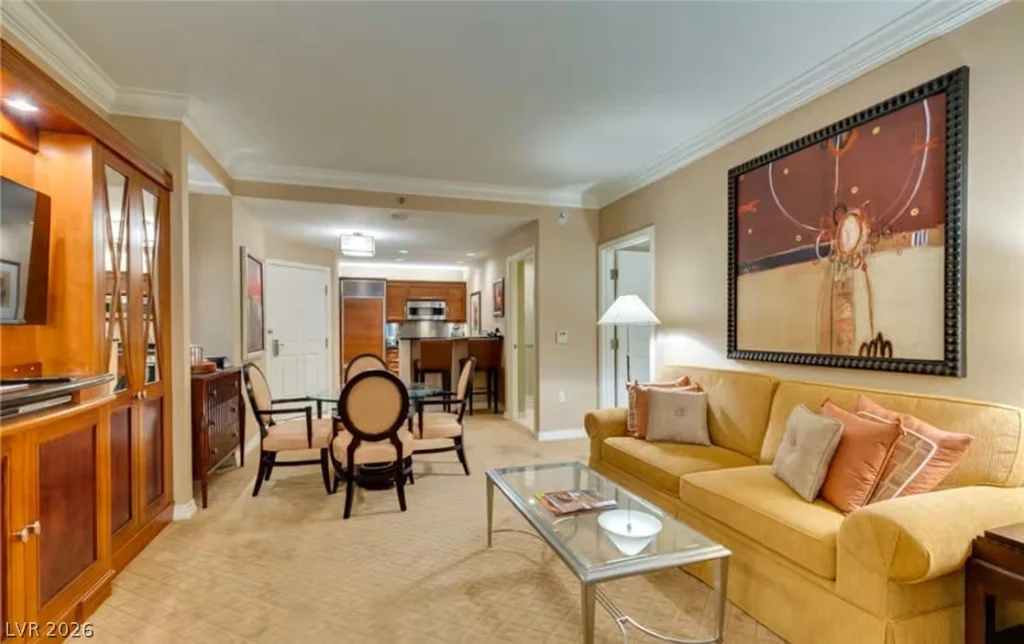 135 Harmon, Las Vegas, NV 89109