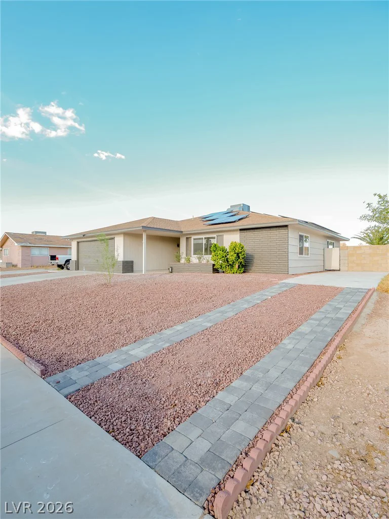 321 Lakehurst, Las Vegas, NV 89145