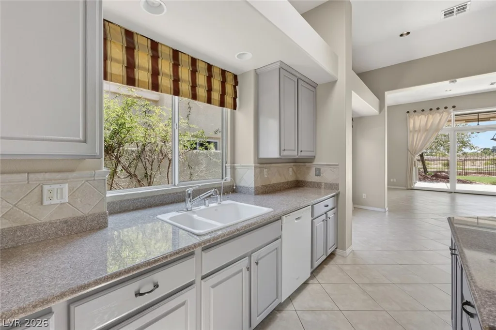 9437 Canyon Mesa, Las Vegas, NV 89144