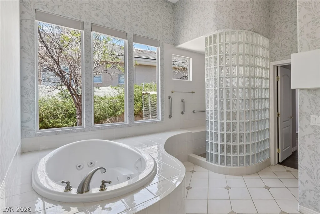 9437 Canyon Mesa, Las Vegas, NV 89144