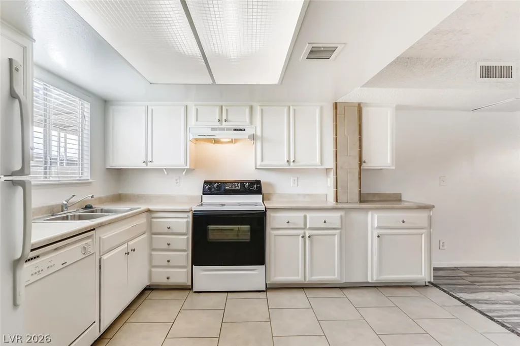 6227 Washington, Las Vegas, NV 89107