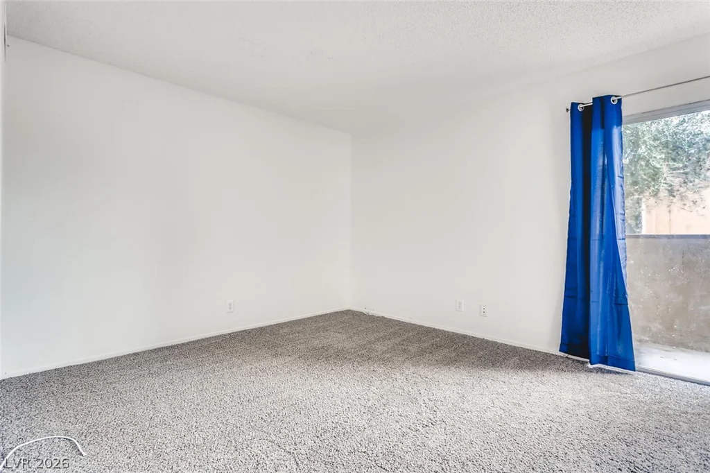 6227 Washington, Las Vegas, NV 89107