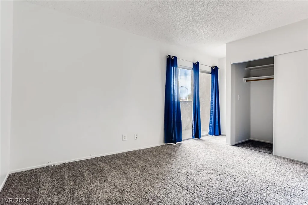 6227 Washington, Las Vegas, NV 89107