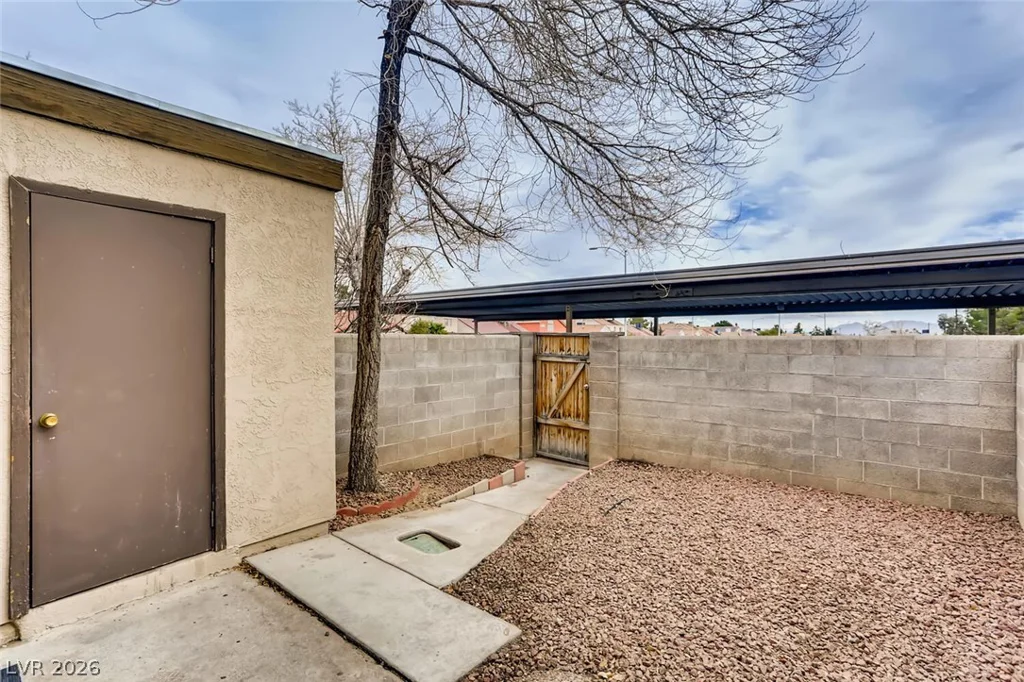 6227 Washington, Las Vegas, NV 89107