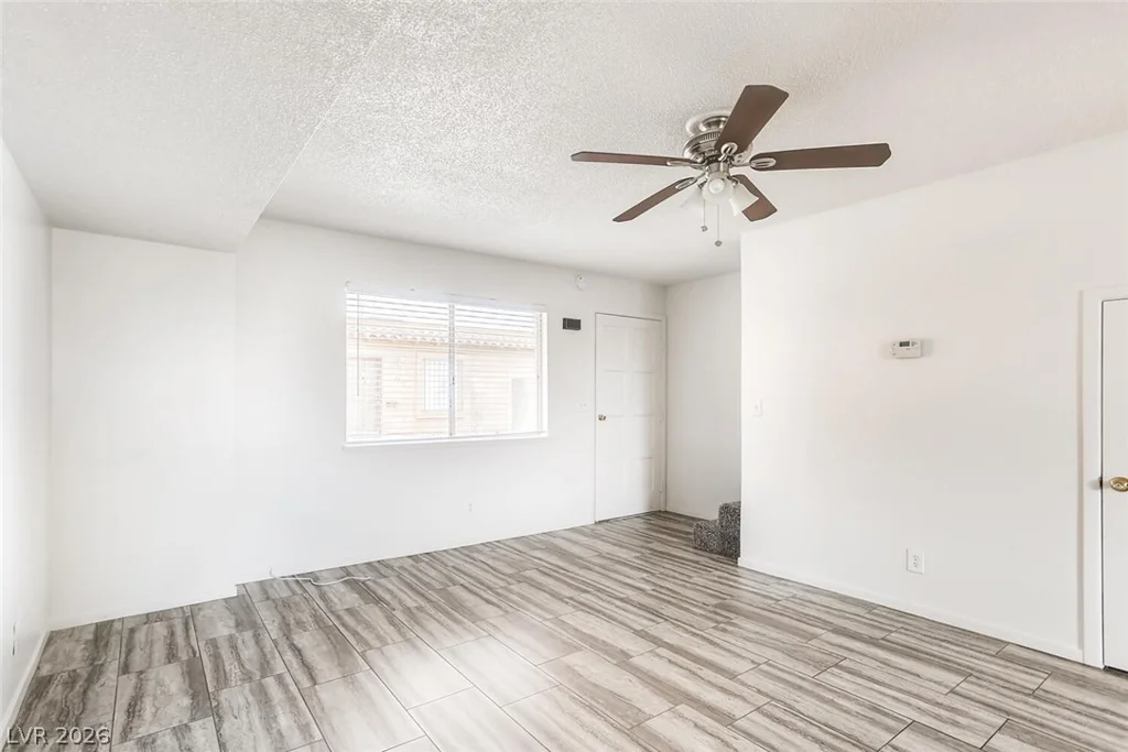 6227 Washington, Las Vegas, NV 89107