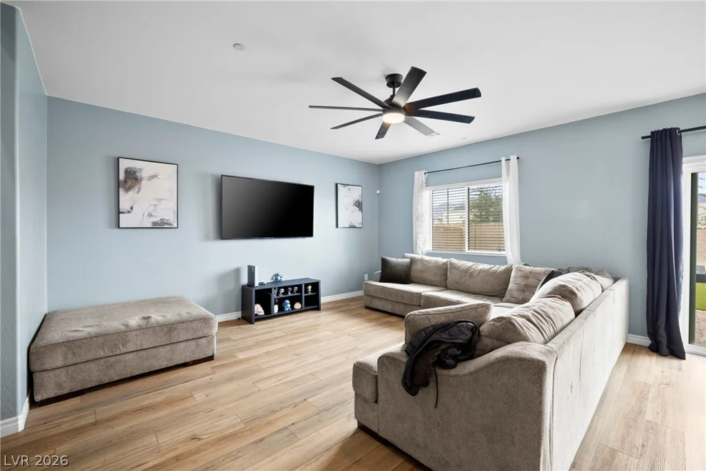 1638 Dire Wolf, North Las Vegas, NV 89084