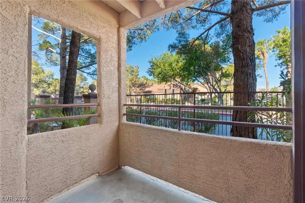 9325 Desert Inn, Las Vegas, NV 89117