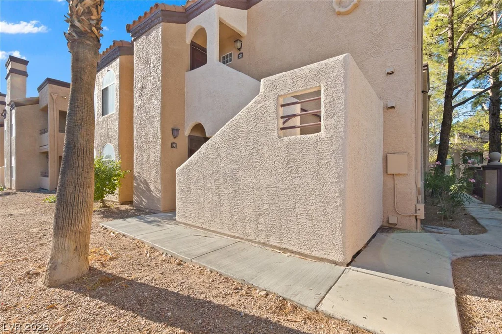 9325 Desert Inn, Las Vegas, NV 89117