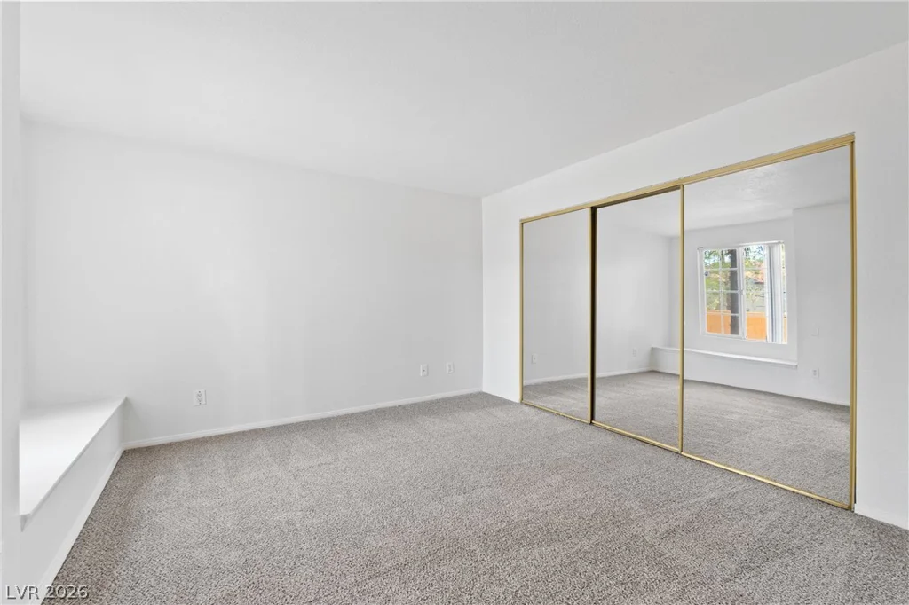 9325 Desert Inn, Las Vegas, NV 89117