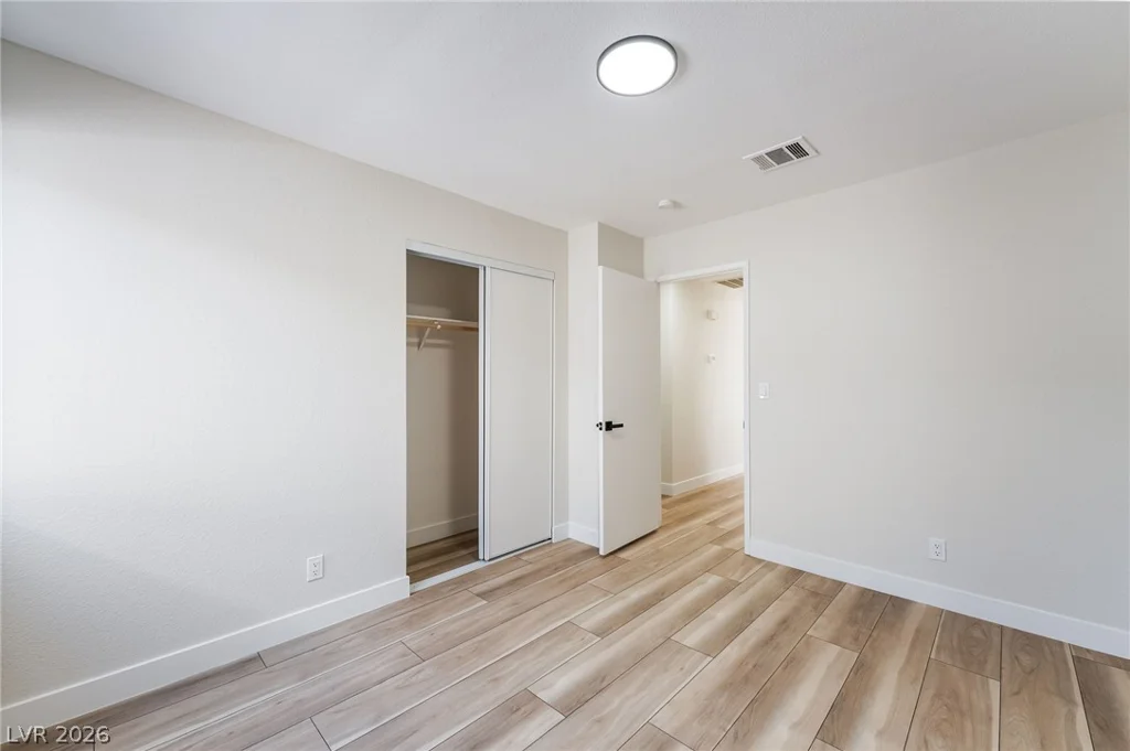 1997 Crowley, Las Vegas, NV 89142