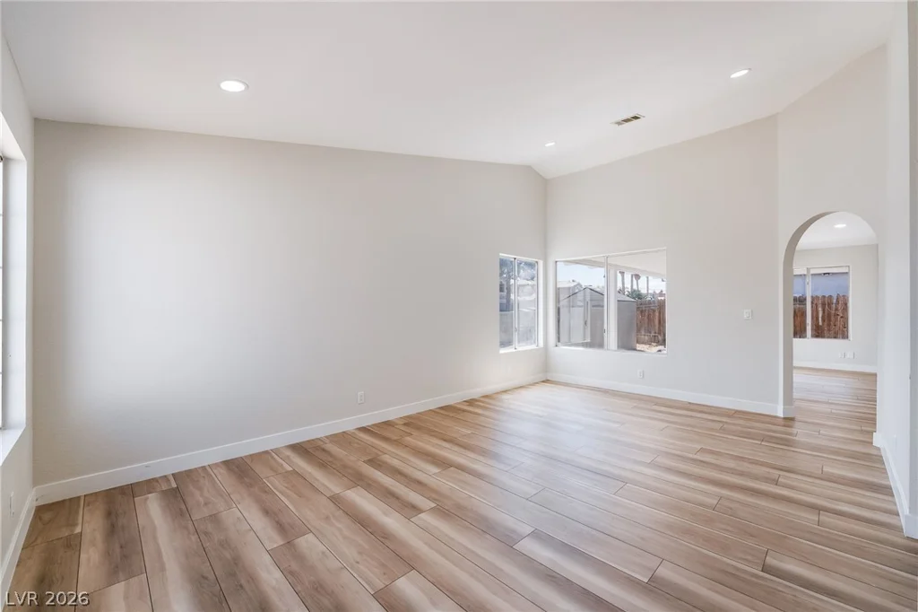 1997 Crowley, Las Vegas, NV 89142
