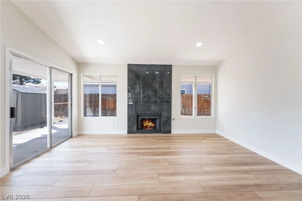 1997 Crowley, Las Vegas, NV 89142