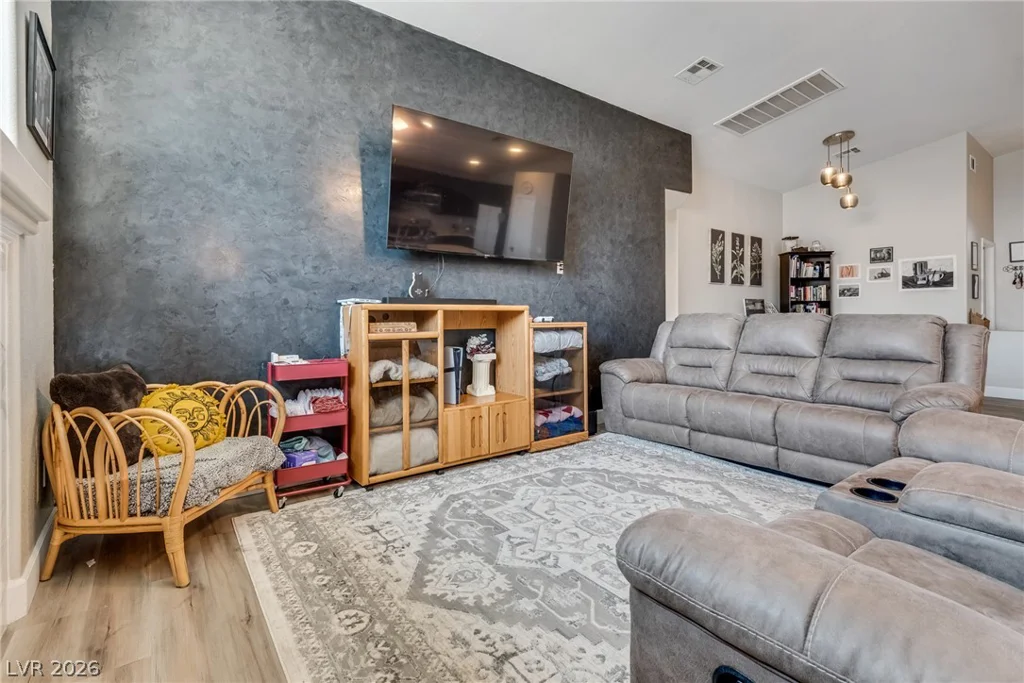 511 Flemington, North Las Vegas, NV 89031