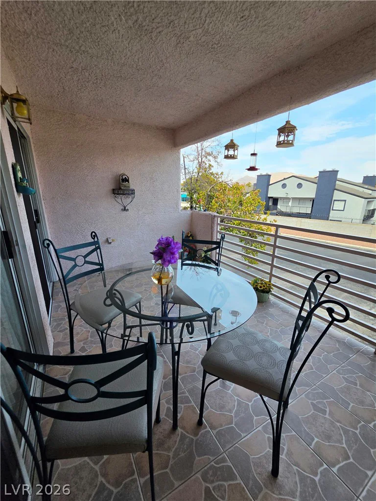 4555 Sahara, Las Vegas, NV 89104