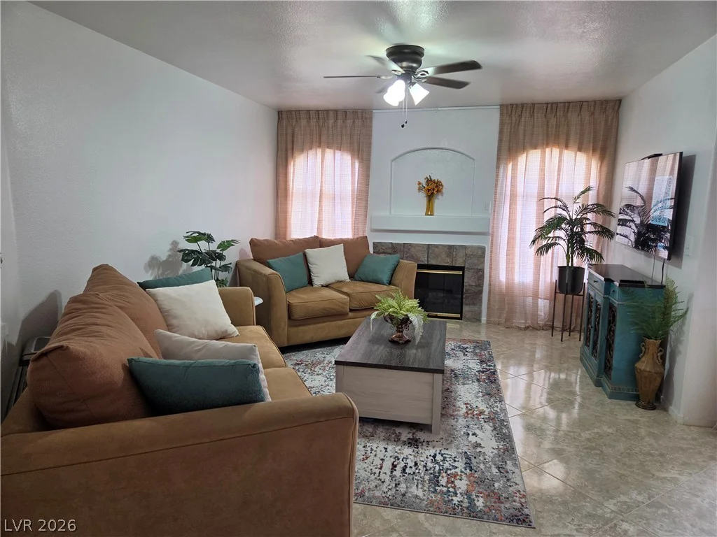 4555 Sahara, Las Vegas, NV 89104