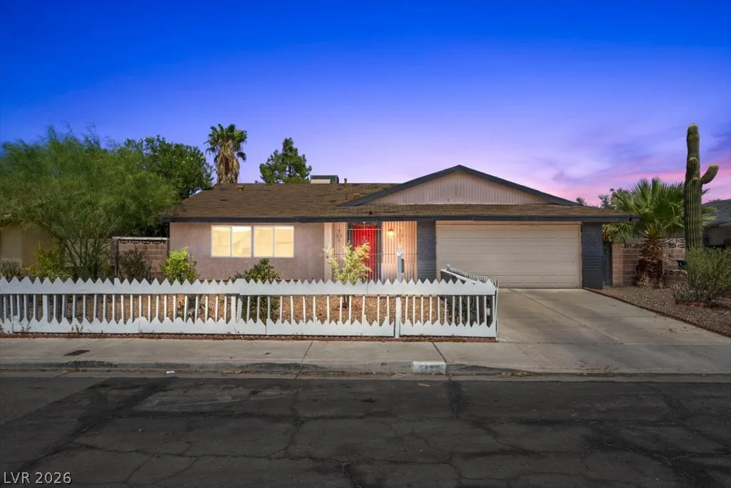 5132 Springland, Las Vegas, NV 89146