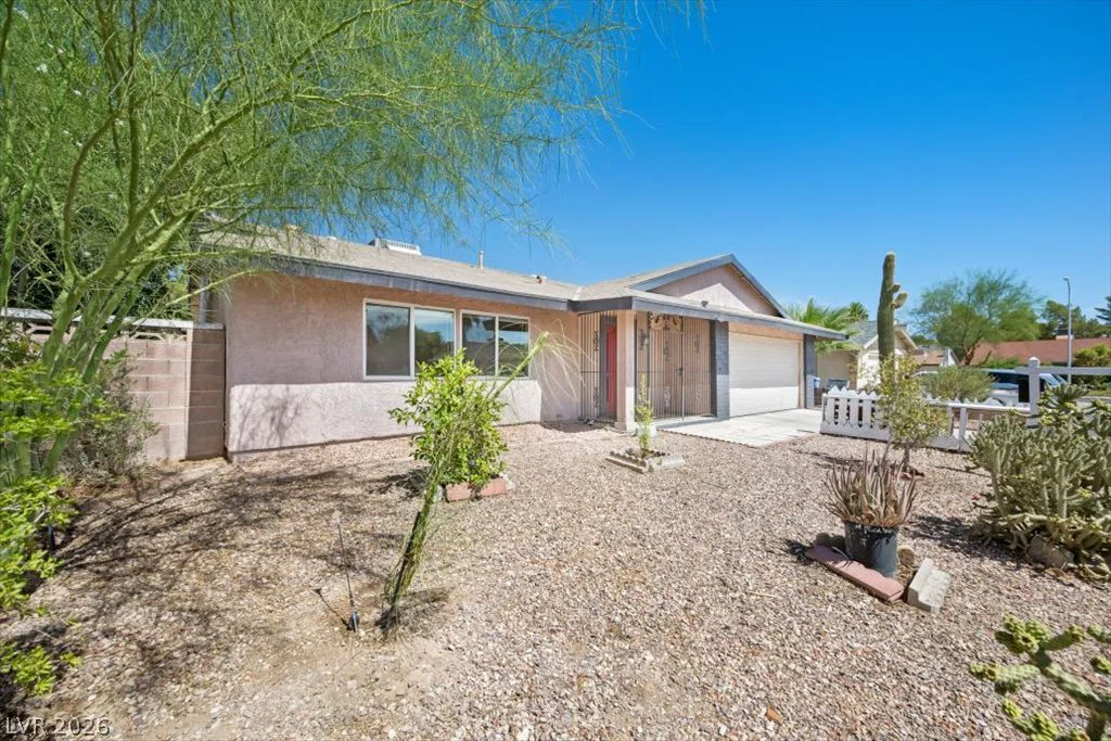 5132 Springland, Las Vegas, NV 89146