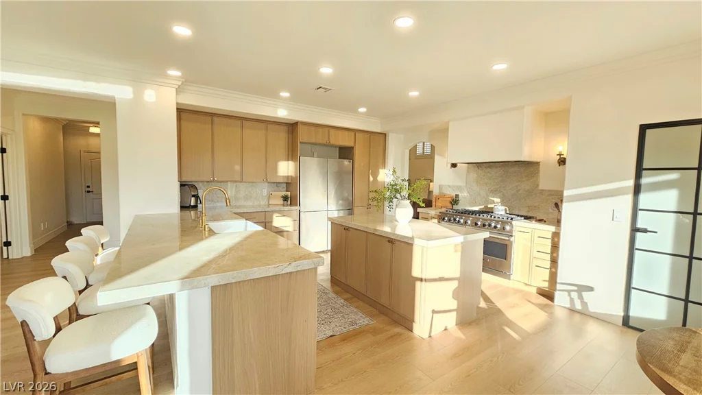 1821 Corta Bella, Las Vegas, NV 89134