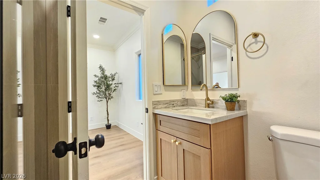1821 Corta Bella, Las Vegas, NV 89134