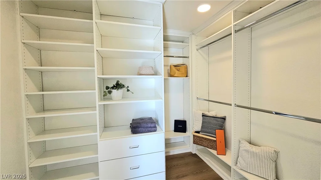 1821 Corta Bella, Las Vegas, NV 89134