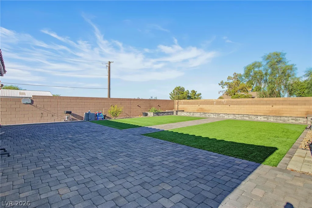 8958 Raven Patch, Las Vegas, NV 89113