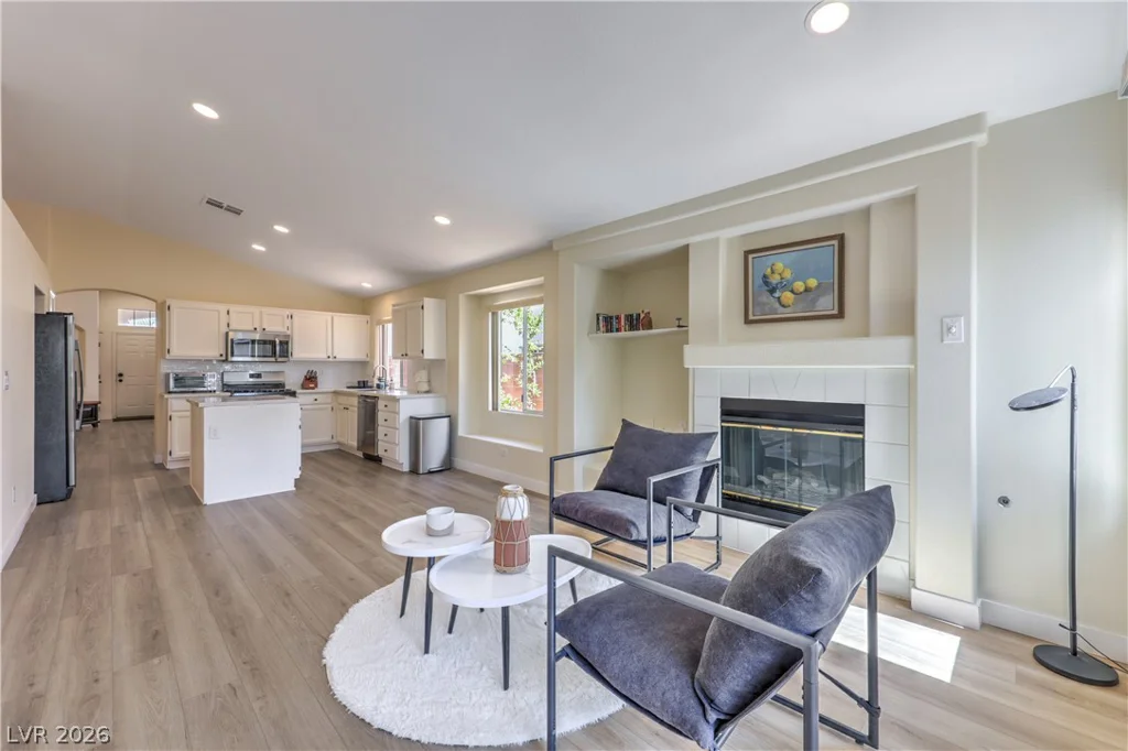 928 Autumn Royal, Las Vegas, NV 89144