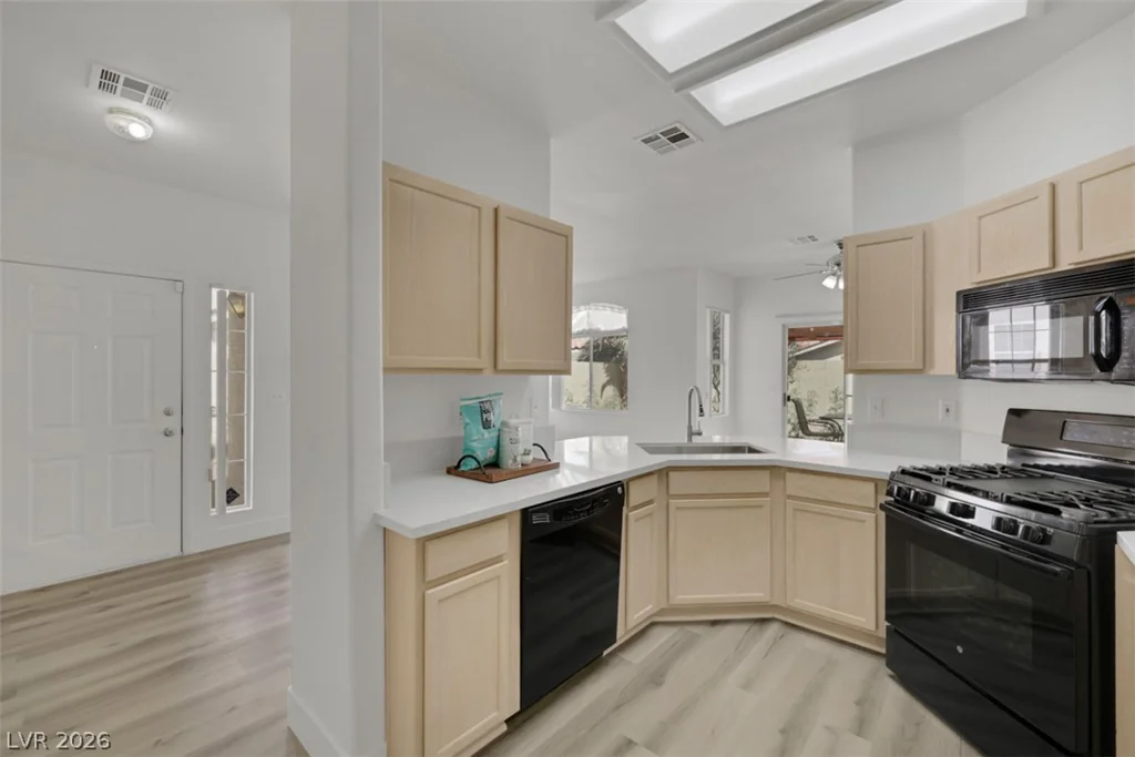 7304 Wandering Star, Las Vegas, NV 89131