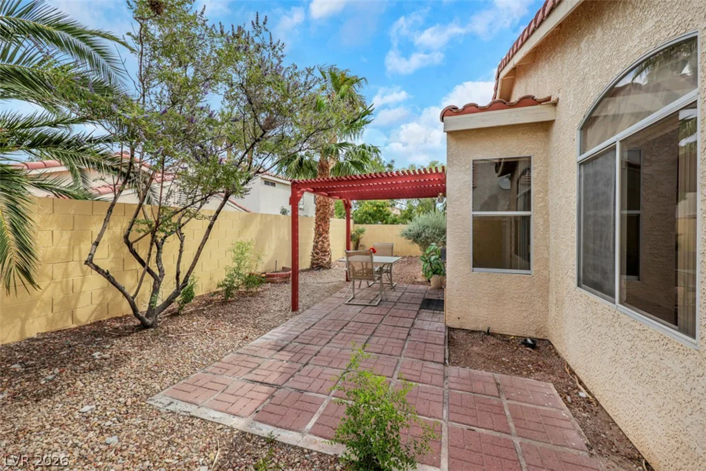 7304 Wandering Star, Las Vegas, NV 89131