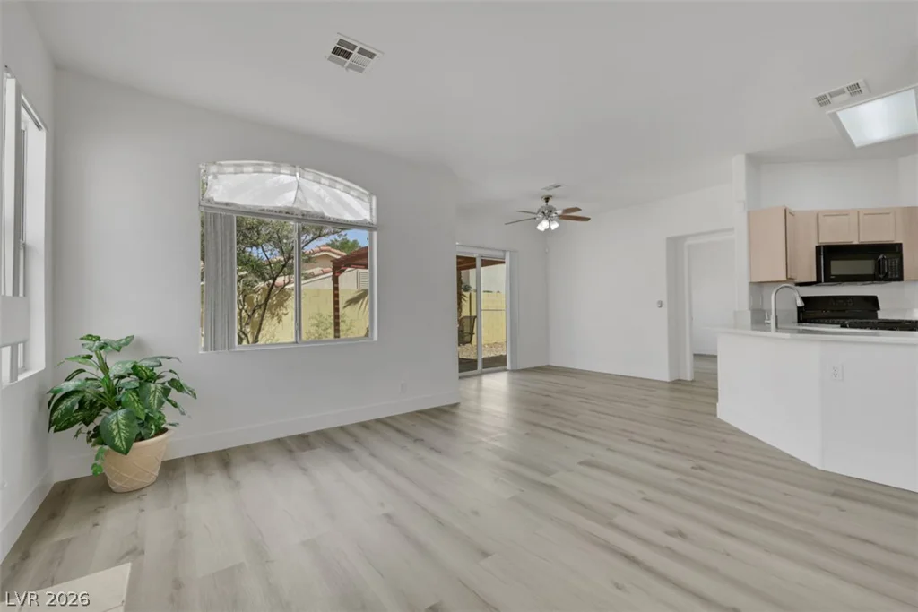 7304 Wandering Star, Las Vegas, NV 89131