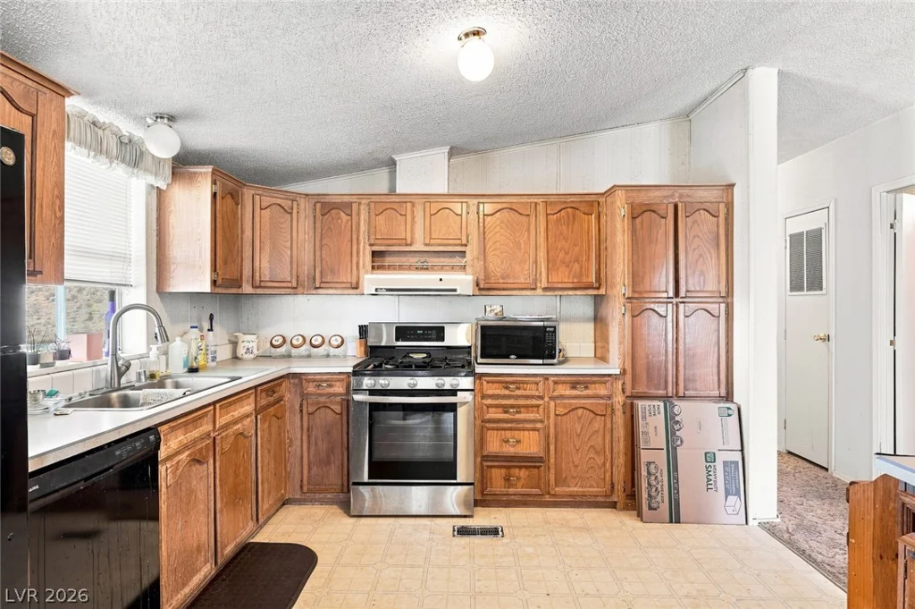 11710 Ford, Las Vegas, NV 89161