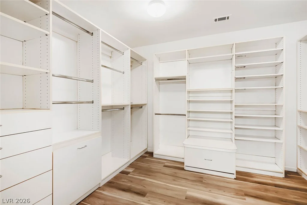 1326 Big Tree, North Las Vegas, NV 89031