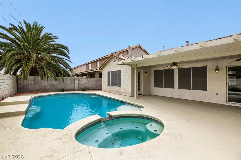 1326 Big Tree, North Las Vegas, NV 89031