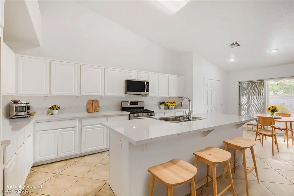1326 Big Tree, North Las Vegas, NV 89031