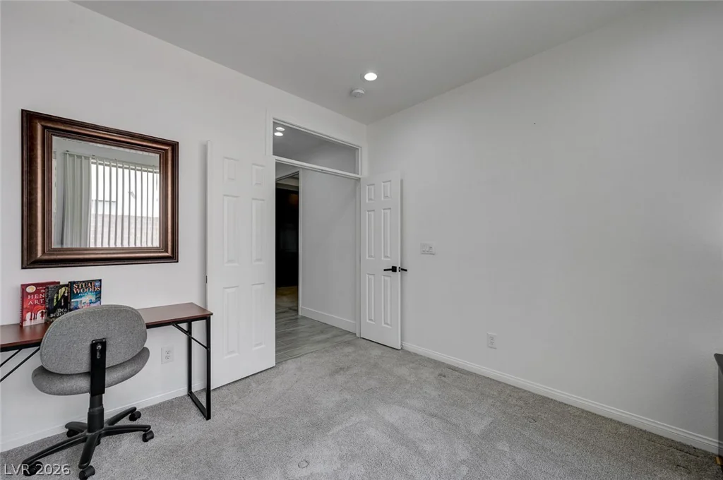 971 Temple View, Las Vegas, NV 89110