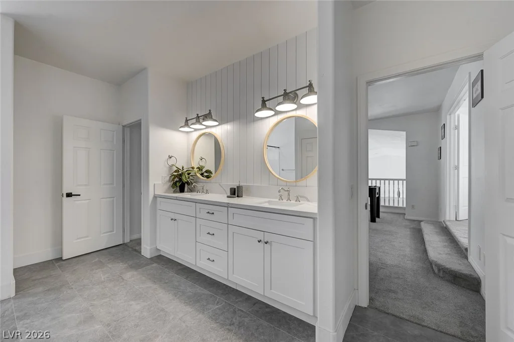 971 Temple View, Las Vegas, NV 89110