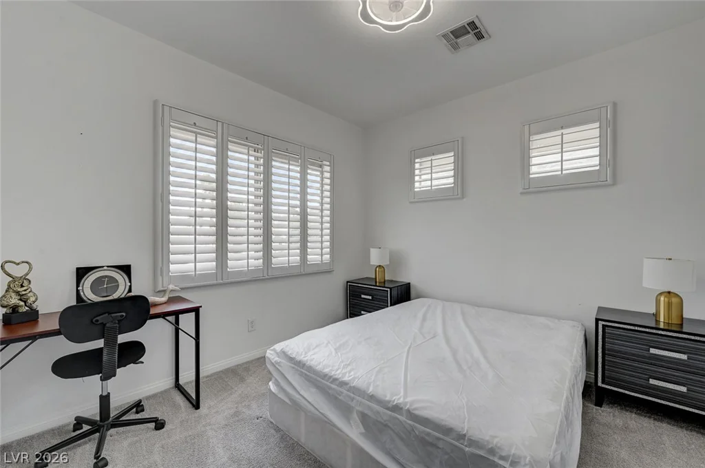 971 Temple View, Las Vegas, NV 89110