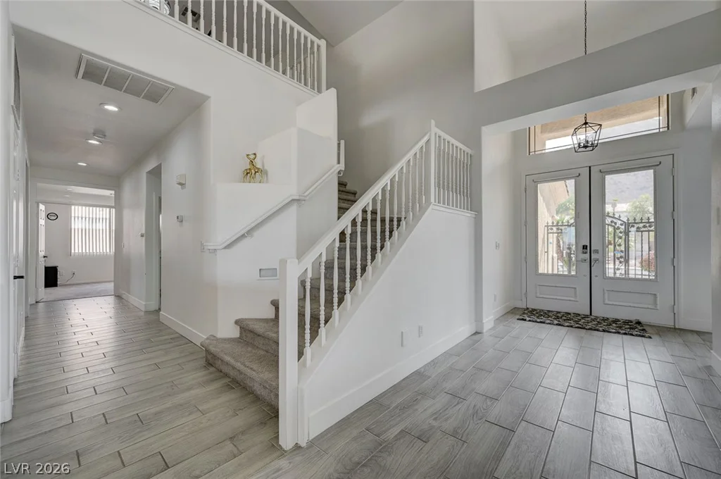 971 Temple View, Las Vegas, NV 89110