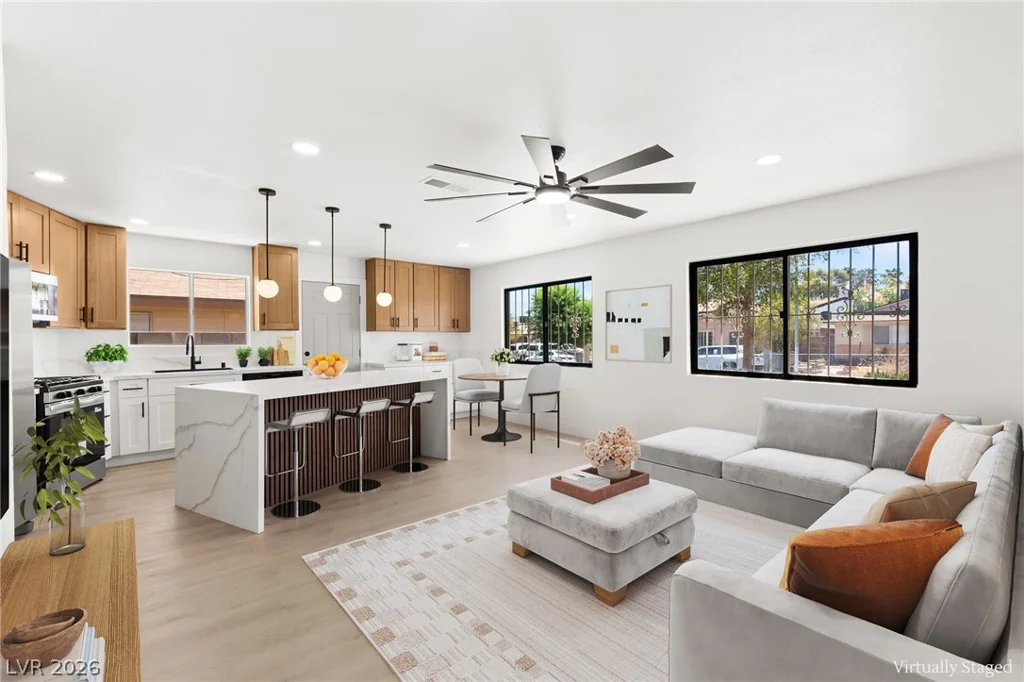 4736 Newton, Las Vegas, NV 89121