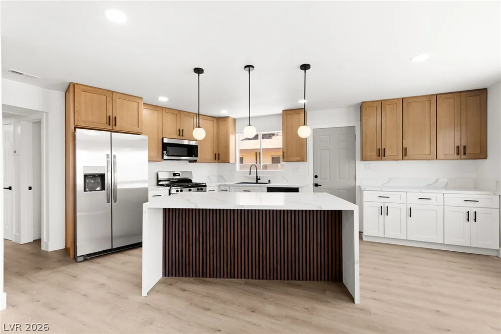 4736 Newton, Las Vegas, NV 89121