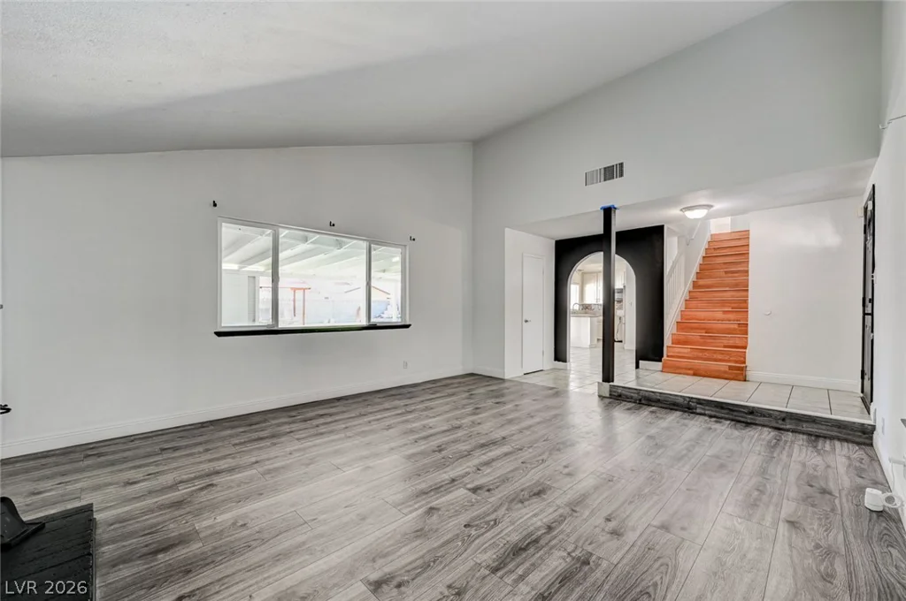 3933 Manford, Las Vegas, NV 89104