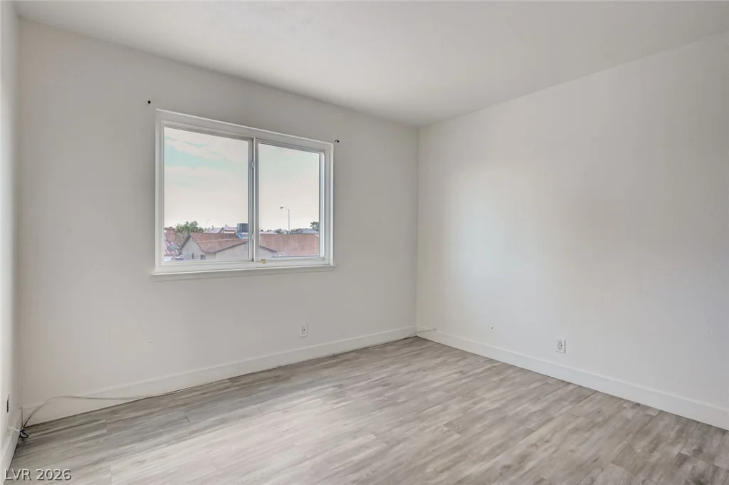 3933 Manford, Las Vegas, NV 89104