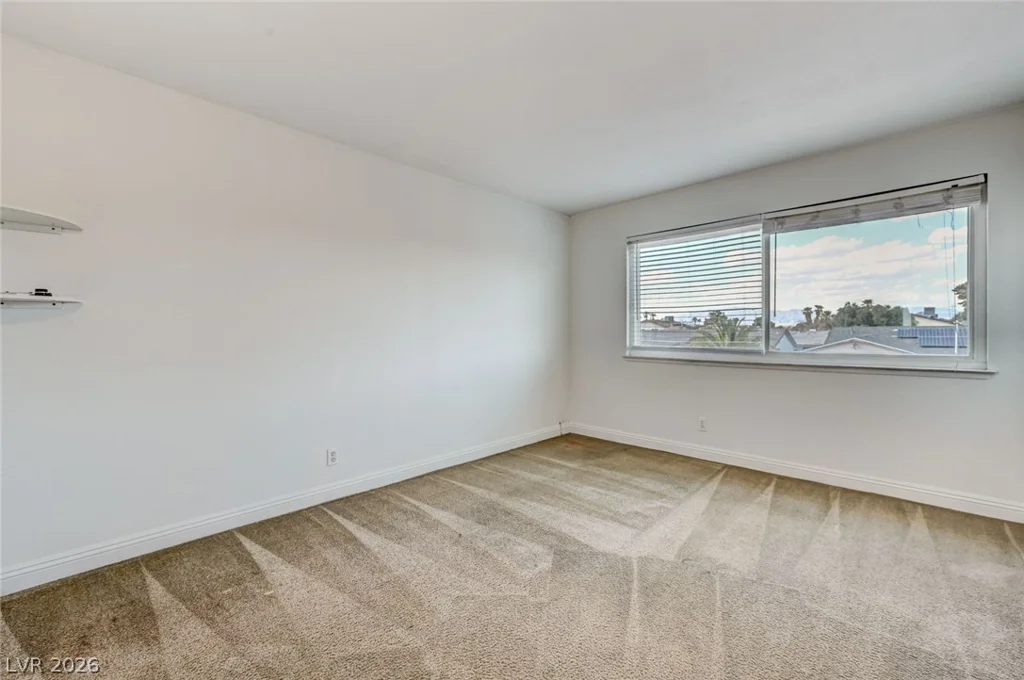 3933 Manford, Las Vegas, NV 89104
