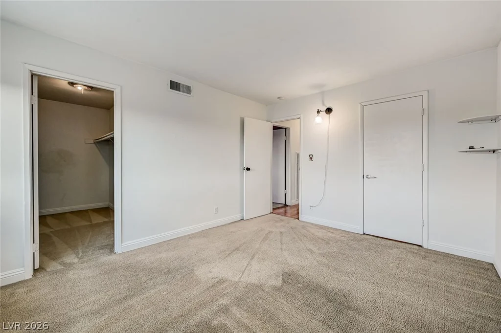 3933 Manford, Las Vegas, NV 89104