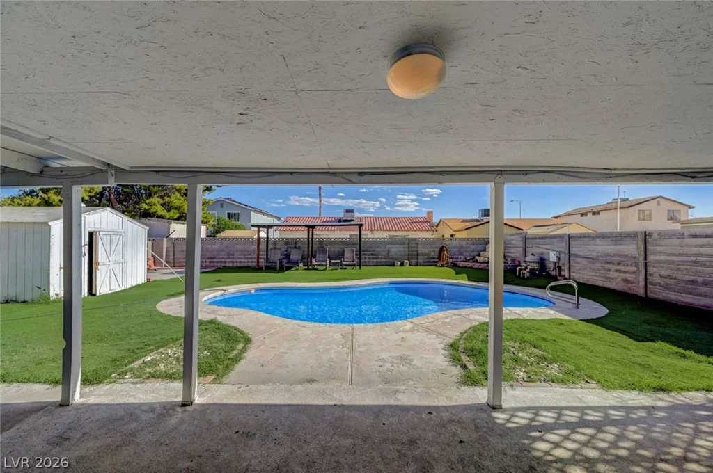 3933 Manford, Las Vegas, NV 89104