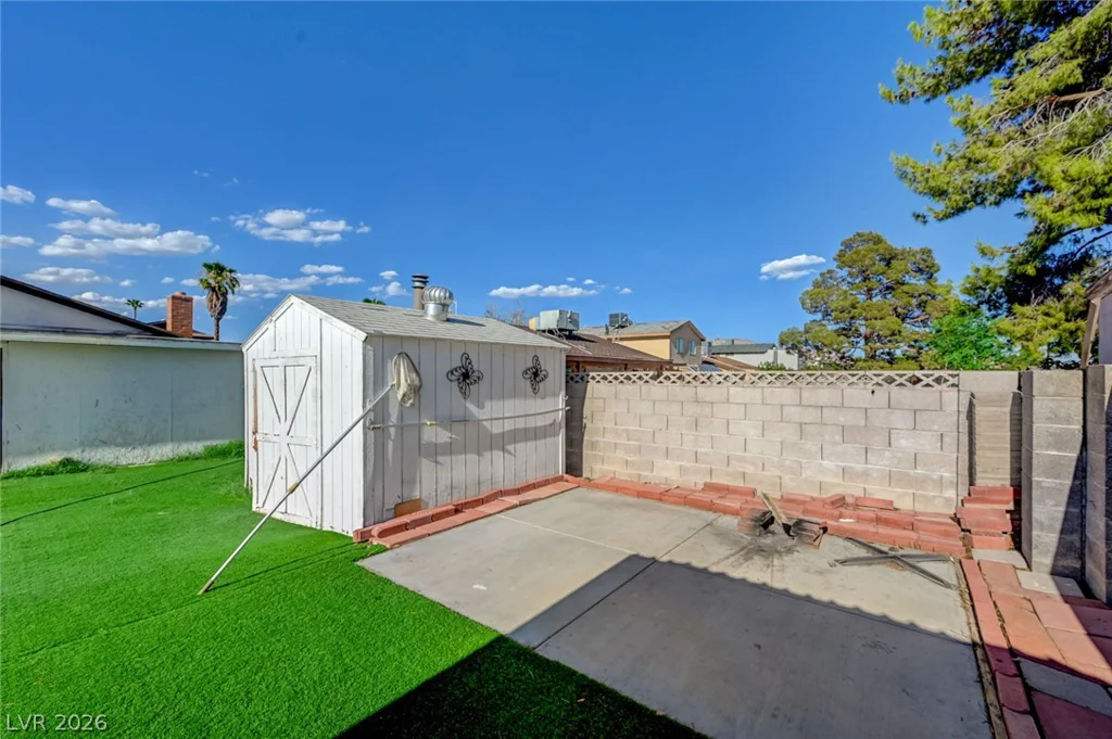 3933 Manford, Las Vegas, NV 89104