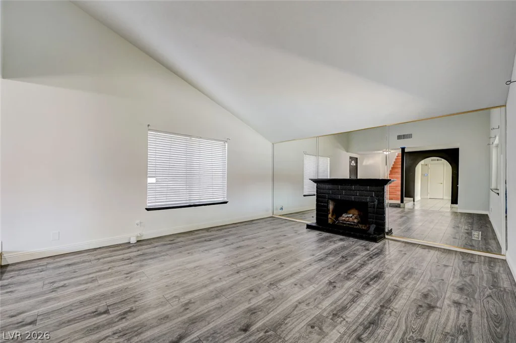 3933 Manford, Las Vegas, NV 89104