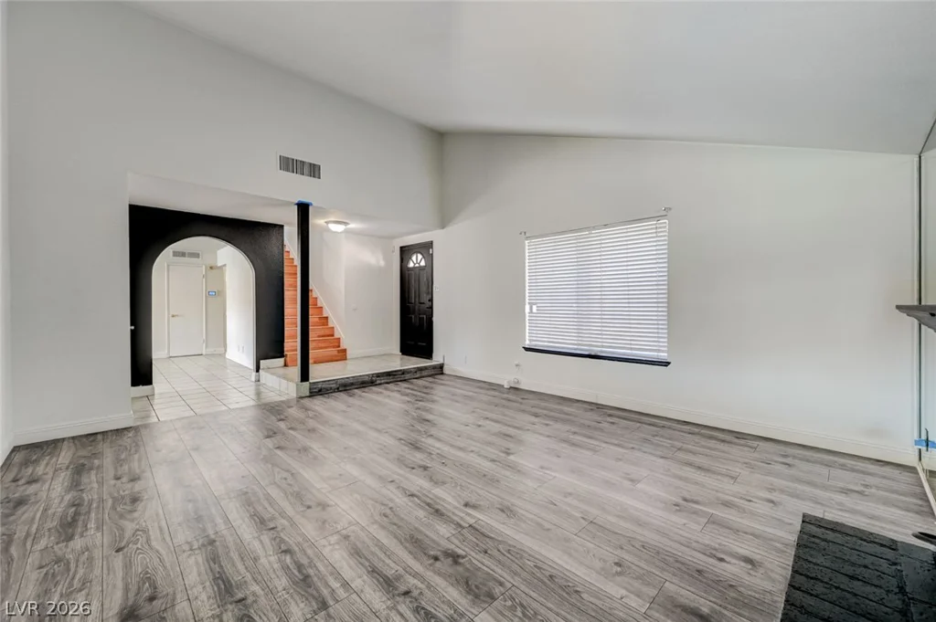3933 Manford, Las Vegas, NV 89104